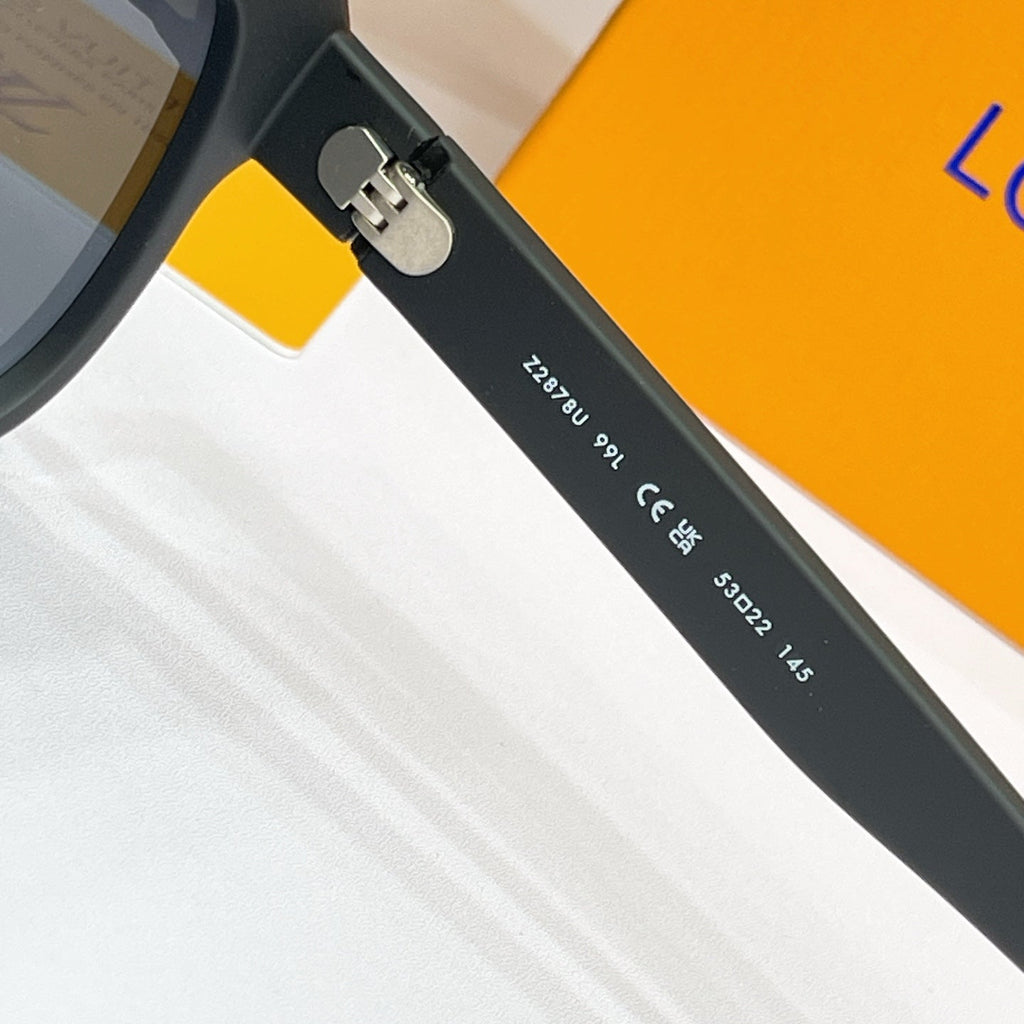 Louis Vuitton Z2878U Sunglasses